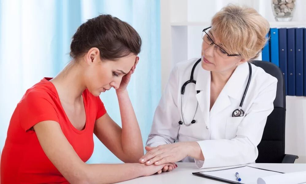 Timely examination by a doctor helps to avoid the development of cystitis in women